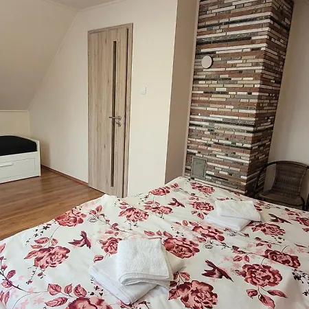 Hotel Mercedesz Nyaralohaz Alsóörs